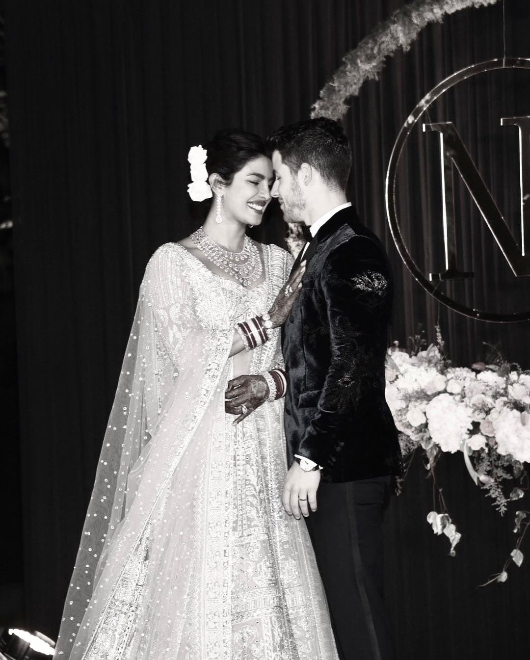 Priyanka & Nick: Donde el amor construyó su propio idioma